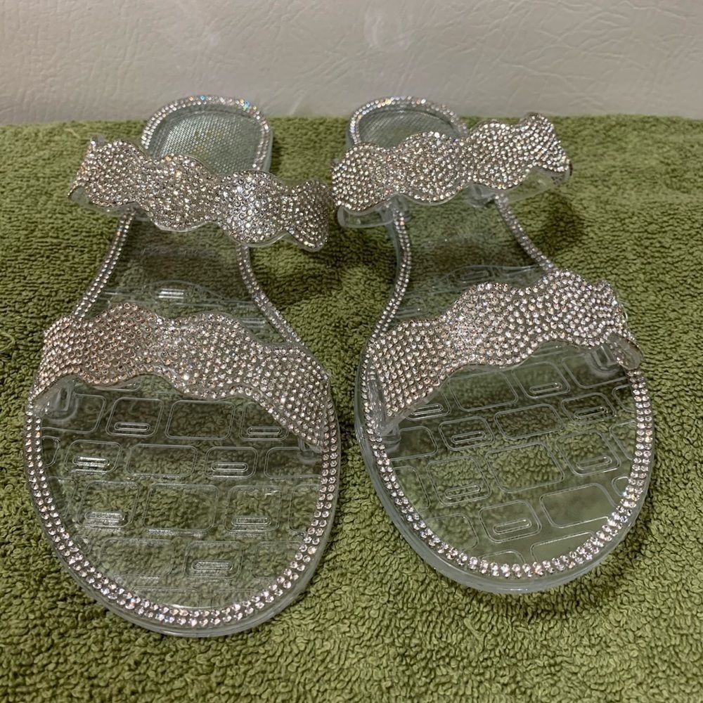 Mata “ Catch Me” Clear & Rhinestone Jellie Sandals